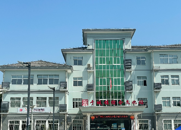 創(chuàng)能正能量：職工搶修獻(xiàn)血車，好人好事成風(fēng)景！